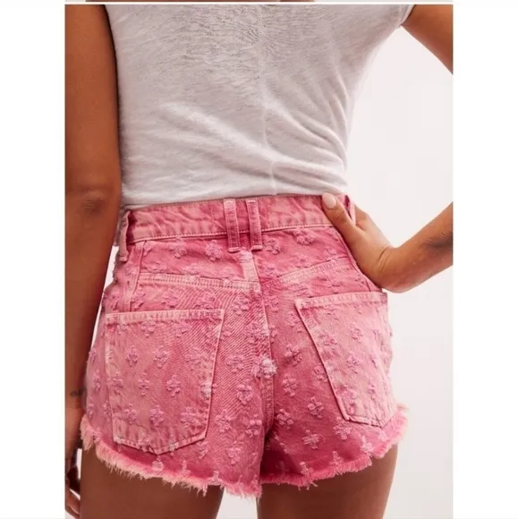 🆕 FREE PEOPLE Mixed Emotions Hi Lo Shorts / Dragonfruit Sorbet
