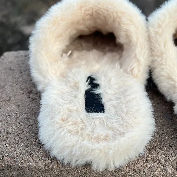 ⭐️🌙 Johnny Was Celestial Embroidered Boho Black Velvet Slippers 🌙⭐️
