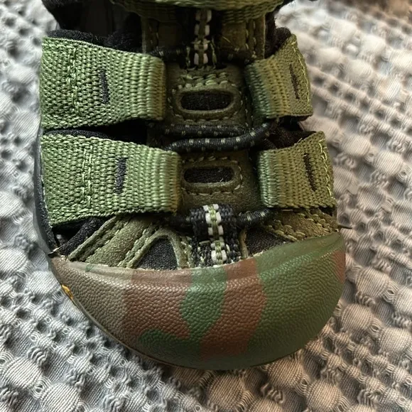 🆕! Keen Toddler Camo Water Shoes