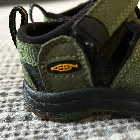 🆕! Keen Toddler Camo Water Shoes