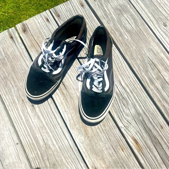 🛹 VANS• Old Skool Classic Shoes• Black / White, Size 13| EUR 47