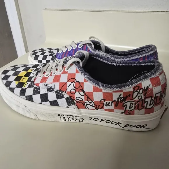🍕 VANS X STRANGER THINGS Authentic surfer boy pizza sneakers shoes collab 🍕