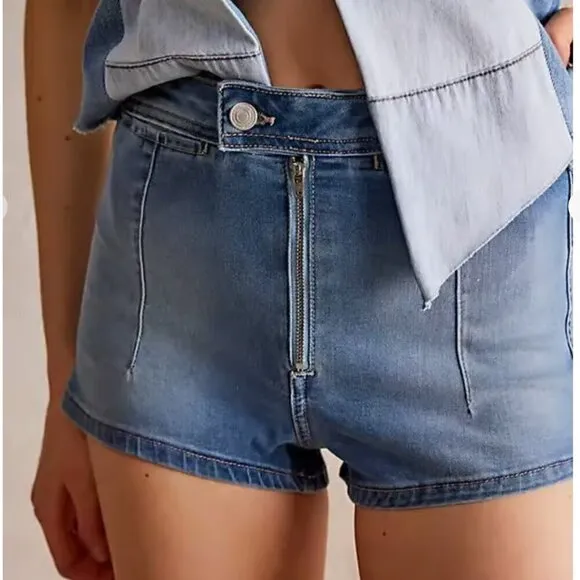 #120 NWT Free People Honeycomb Denim Micro Shorts in Ripple Reflect