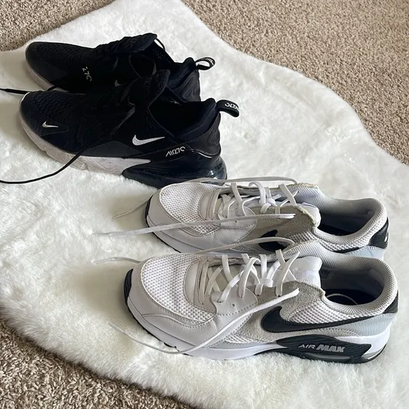 2 Nike Black and White Sneakers Modern Athletic Design