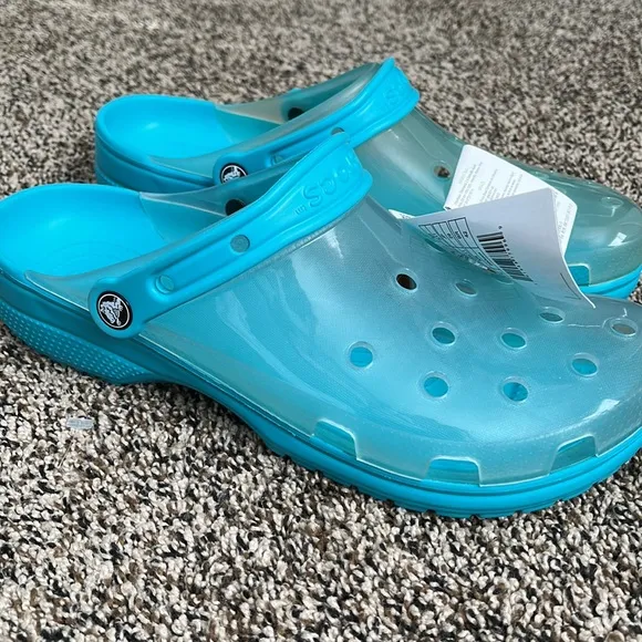 2 Pairs Men’s Crocs, NWT