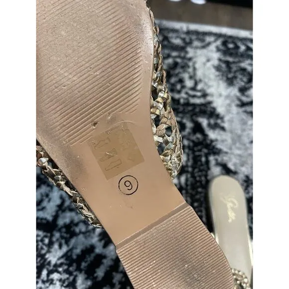 42 Gold Charmed Pointed Toe Mule Women's Size 9
