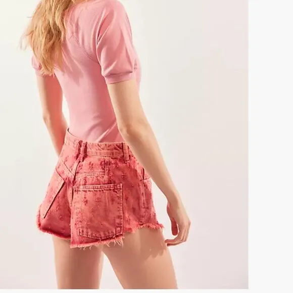 #59 NWT Free People Mixed Emotions High Rise Short in Dragonfruit Sorbet
