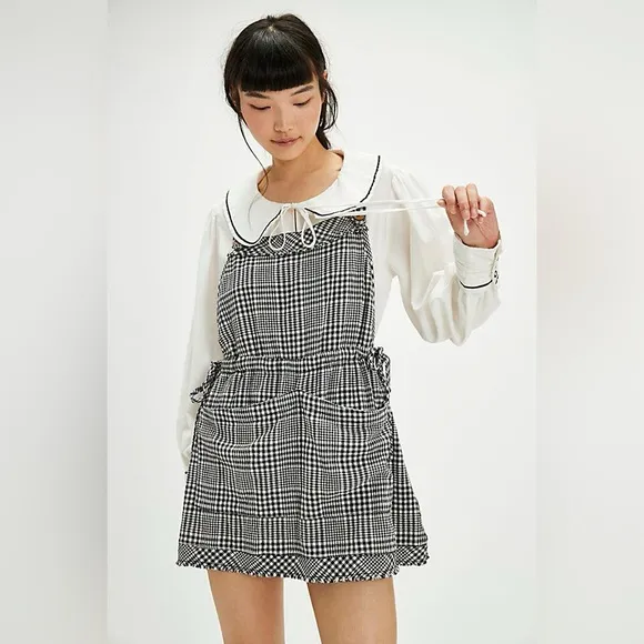 630. FREE PEOPLE Chrissie Mini Skirtall dress in Black combo Sz M NWOT $148