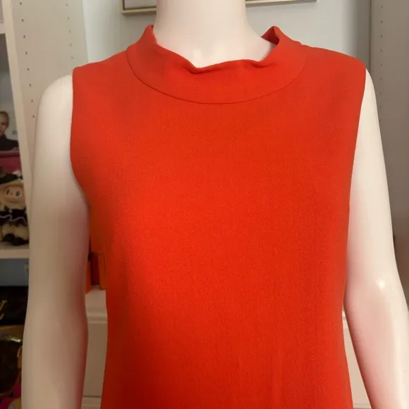 $795 Lafayette 148 Modern High Neck Dress 🍊