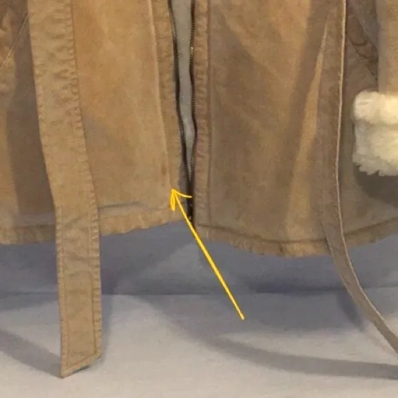 80's VINTAGE &amp; LIKE NEW BOHO SHERPA LINED WILSON'S GENUINE TAN SUEDE BELTED COAT