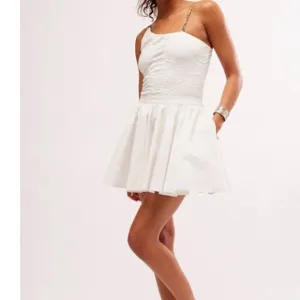 #95 NWT Free People Gaia Skirt in Optic White