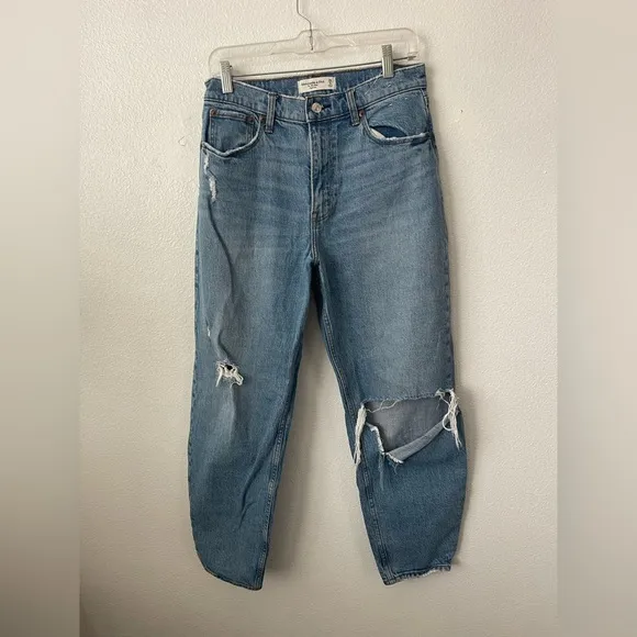 Abercrombie Fitch 80s Mom High Rise Jeans Sz 28/6 Distressed Stretch Light Wash