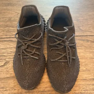 ADDIAS YEZZY V2 REFLECTIVE USED 9.5