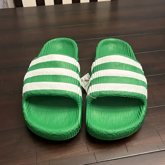 Adidas Adilette 22 Slides Sandals Shoes green white IG9260 new Mens Size 10