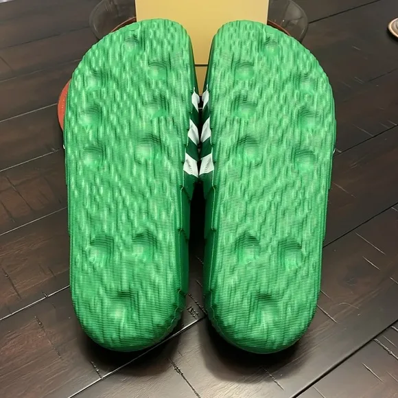 Adidas Adilette 22 Slides Sandals Shoes green white IG9260 new Mens Size 10