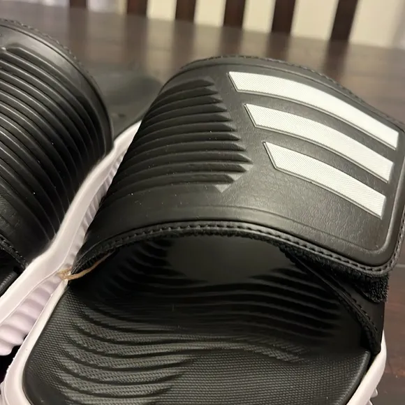 Adidas Alphabounce 2.0 Slides Sandals Shoes new GY9415 black white Mens Size 10