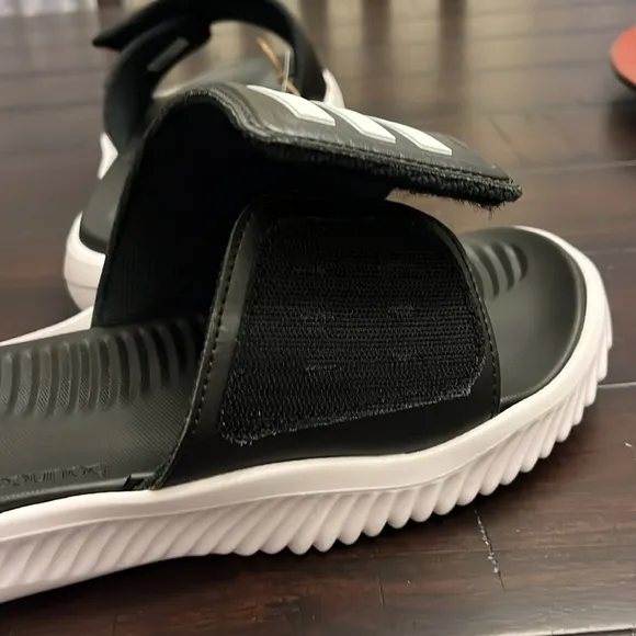Adidas Alphabounce 2.0 Slides Sandals Shoes new GY9415 black white Mens Size 10