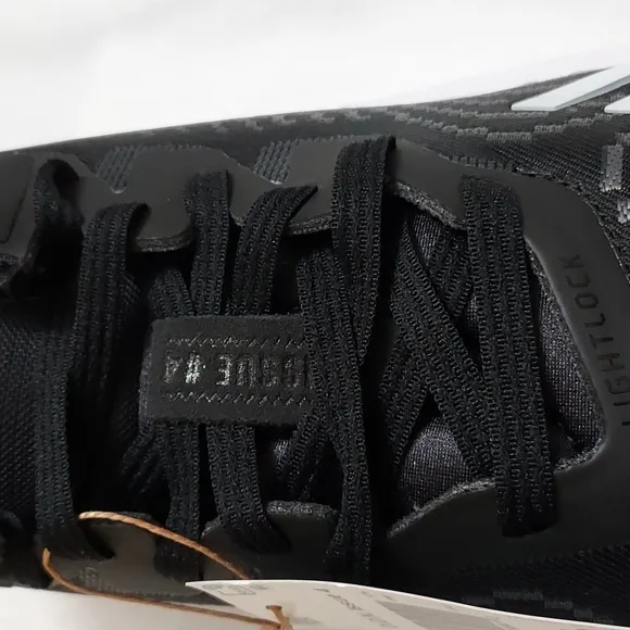 Adidas D.O.N.Issue 4 Basketball Shoes
