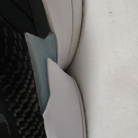 Adidas D.O.N.Issue 4 Basketball Shoes