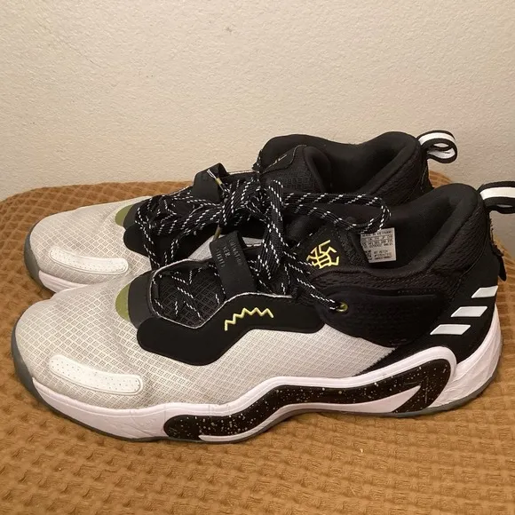 Adidas Donovan Mitchell D.O.N. Issue 3 Men's Size 15 White Shoes Sneakers H67724