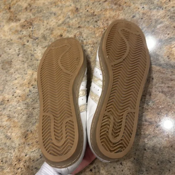 Adidas metropolitan x supreme superstar 80s shoes