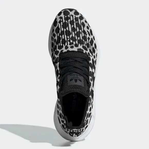 Adidas  Run  Shoes