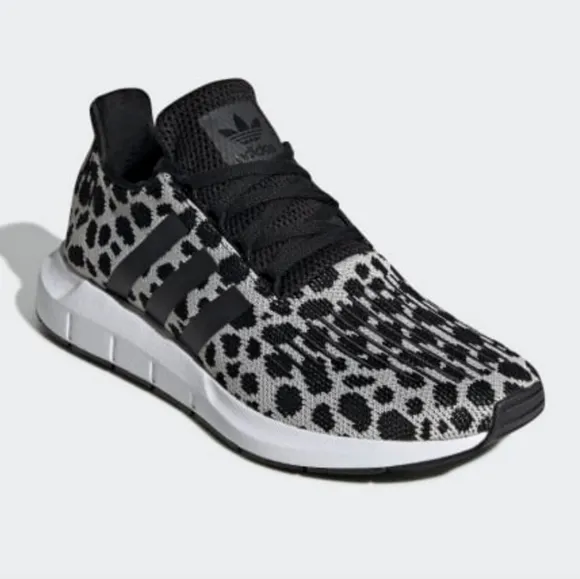 Adidas  Run  Shoes