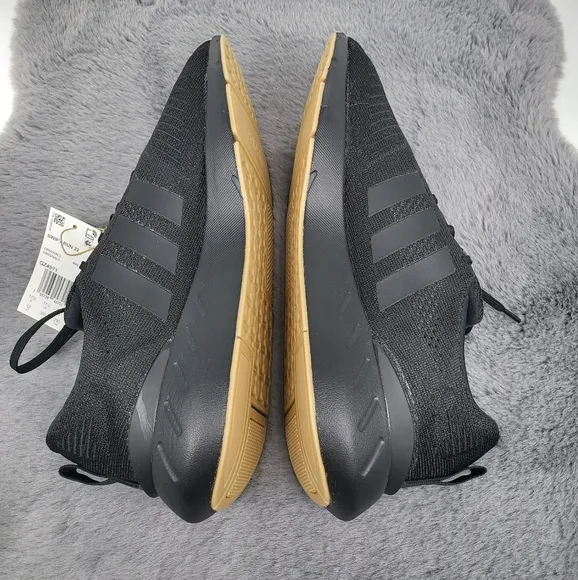 Adidas Swift Run 22 'Black Gum' Men's Running Shoes