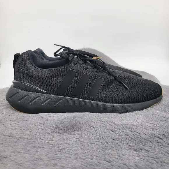 Adidas Swift Run 22 'Black Gum' Men's Running Shoes