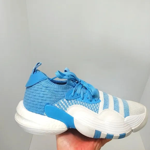 Adidas Trae Young‎ 2 Sneakers, Size 7M|8.5W| EUR 40 NWT
