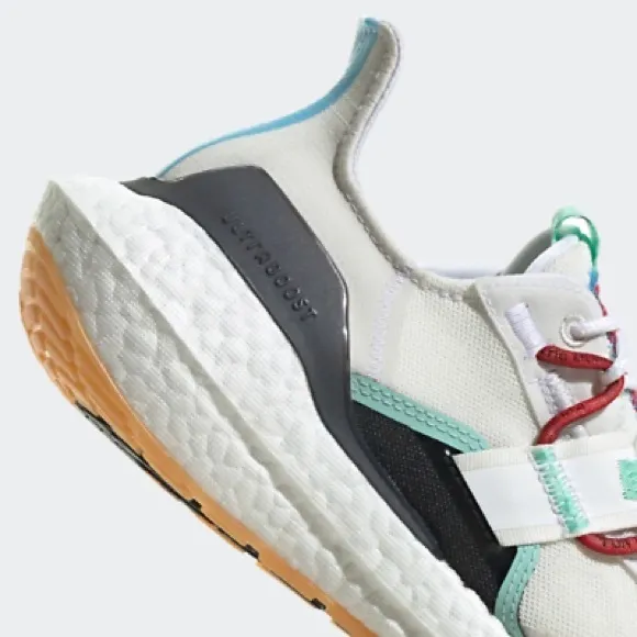 adidas UltraBOOST 22 x Parley Non Dyed