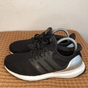 adidas UltraBoost DNA 4 Sz Mens 6.5 Women's 8 Black Silver Metallic Silver Shoes