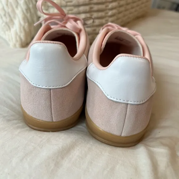 Adidas Women's Gazelle Pink Sneakers Size 8