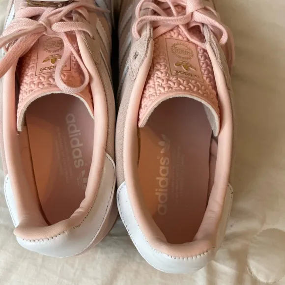 Adidas Women's Gazelle Pink Sneakers Size 8
