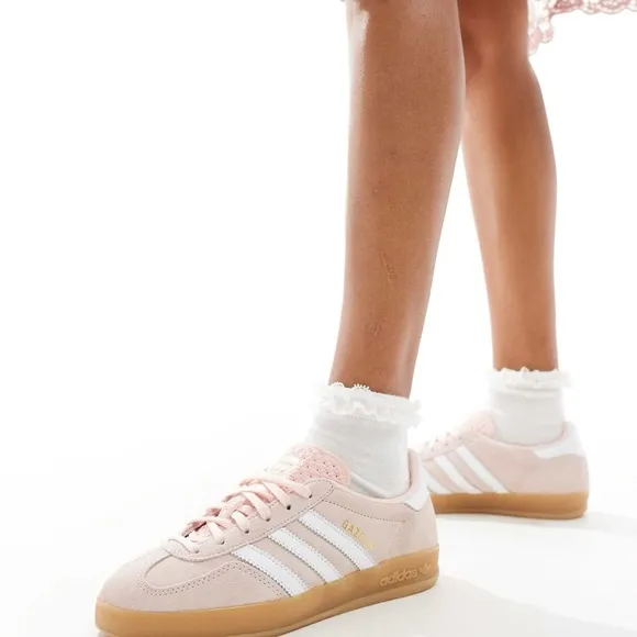 Adidas Women's Gazelle Pink Sneakers Size 8