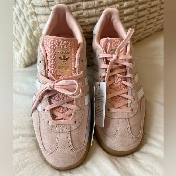 Adidas Women's Gazelle Pink Sneakers Size 8