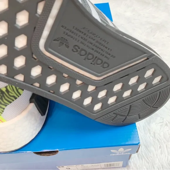 Adidas women's NMD R1 shoes sneakers Cloud White / Core Black / Solar