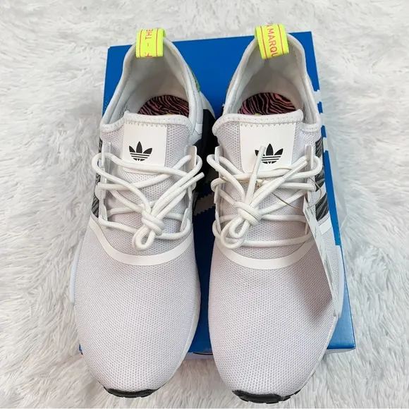 Adidas women's NMD R1 shoes sneakers Cloud White / Core Black / Solar