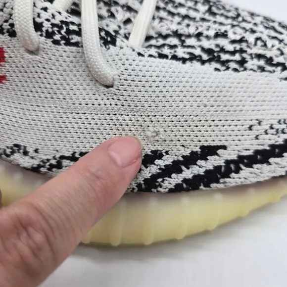 Adidas Yeezy Boost 350 V2 Zebra Sneakers Shoes Activewear Athletic White SZ 8.5