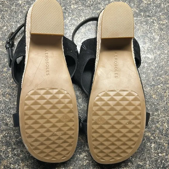 Aerosoles Women's Mackenzie Black Sandals NWOB