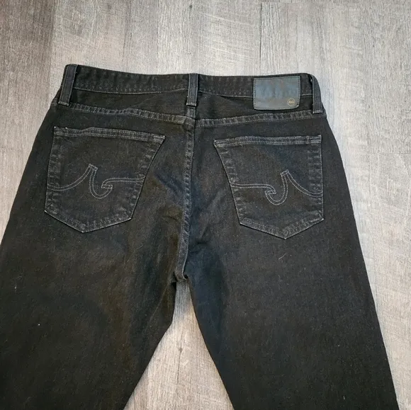 AG The Ives Modern Athletic Fit Size 33 Black