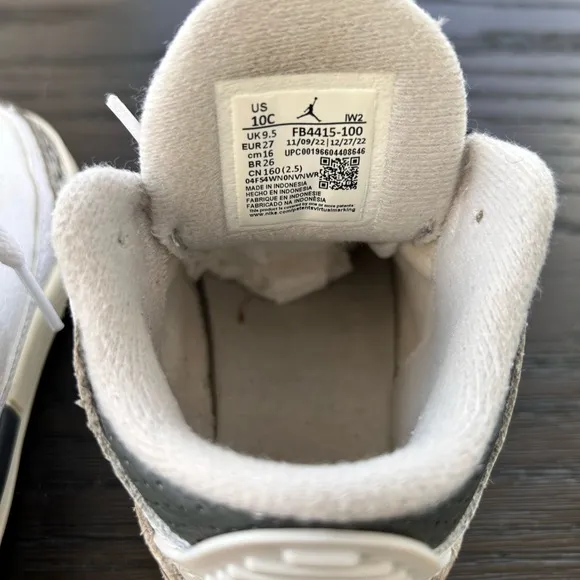 Air Jordan 3 Retro Hide N Sneak Elephant Toddler Shoes