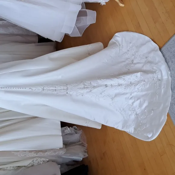 Alfred Angelo satin classic