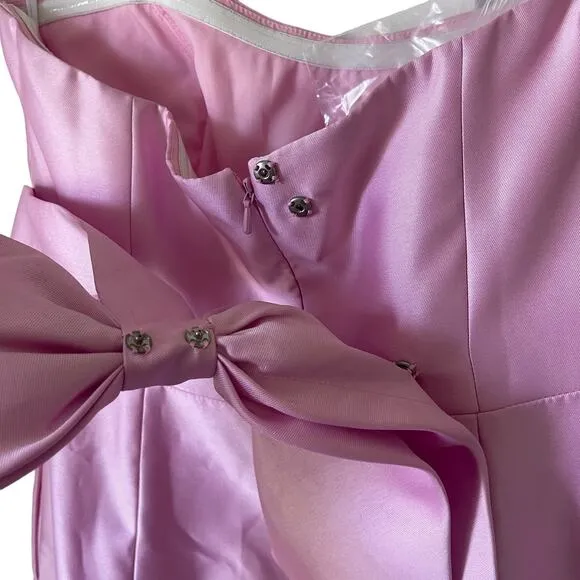 Alfred Sung Strapless A-Line Satin Gown With Modern Bow Detail size 8