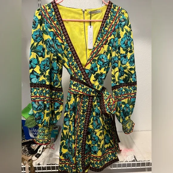 Alice &amp; Olivia Beach Bliss Sunflower Multi Print Mini Dress!
