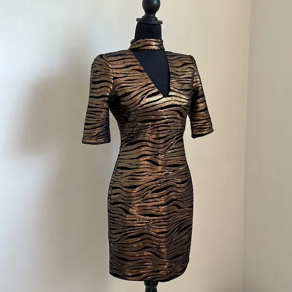 Alice   Olivia Gold &amp; Black Sequins Dress