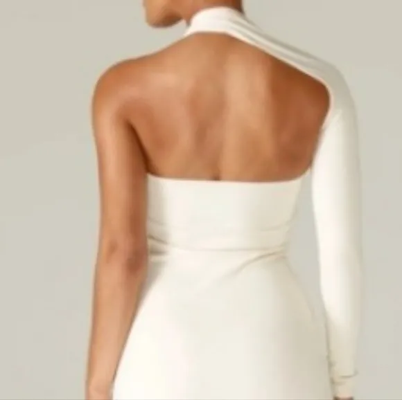ALIEVA  NWT DASHA MODERN OFF WHITE DRESS SIZE XL.