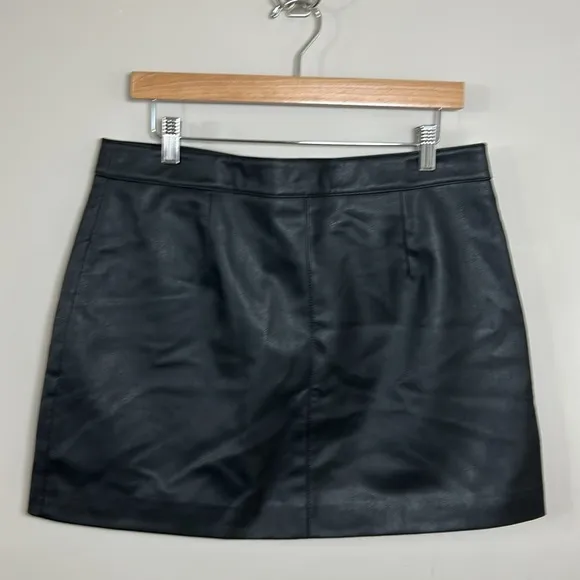 ALL SAINTS Piper Faux Leather Skirt Black Pockets Mini Recycled Sz 10 NEW