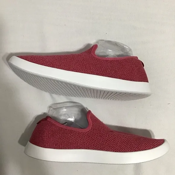 Allbirds Size M10 W11.5  Unisex Tree Loungers Slip-On Rubber Sole Botanic Red