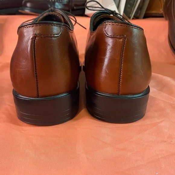 Allen Edmonds 10 1/2B
